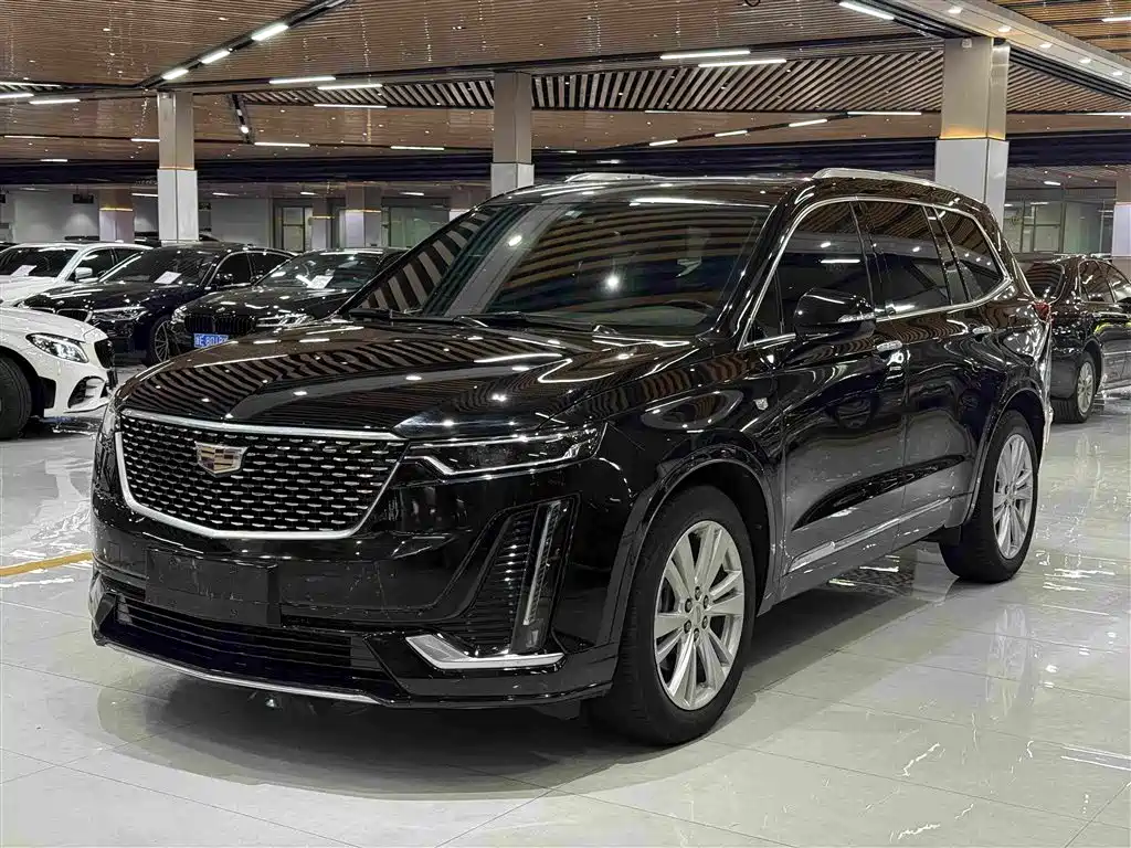 Cadillac XT6 2020 — фото 1