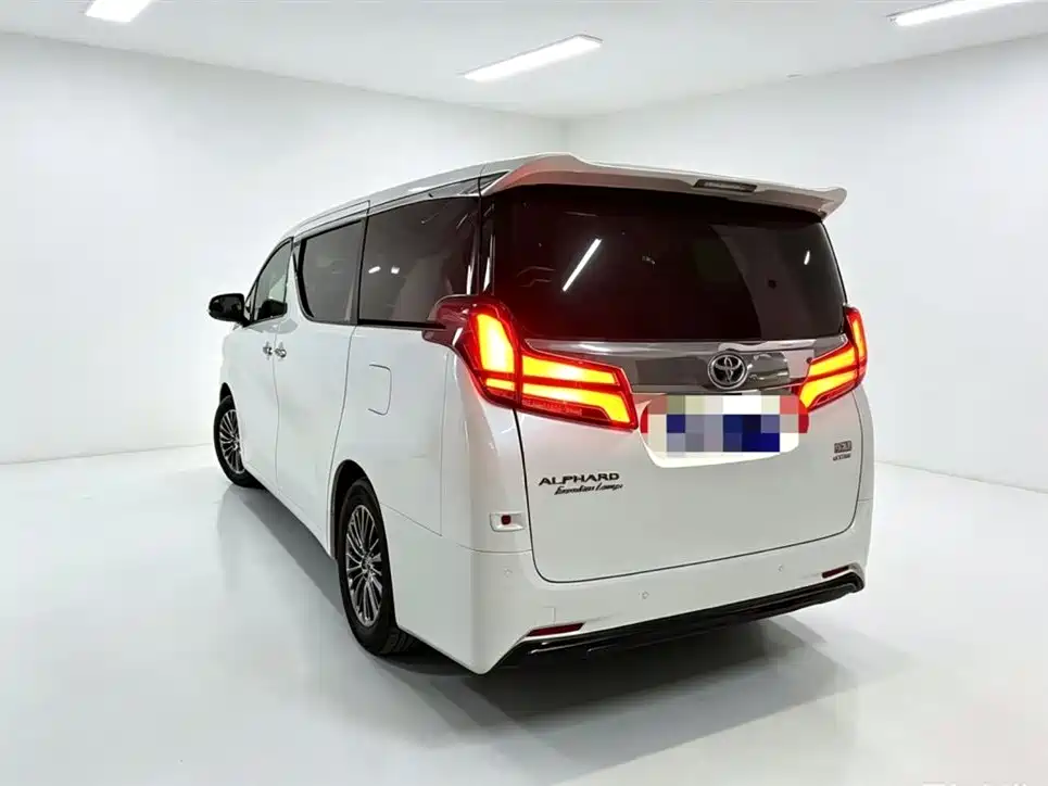 Toyota Alphard 2019 — фото 5