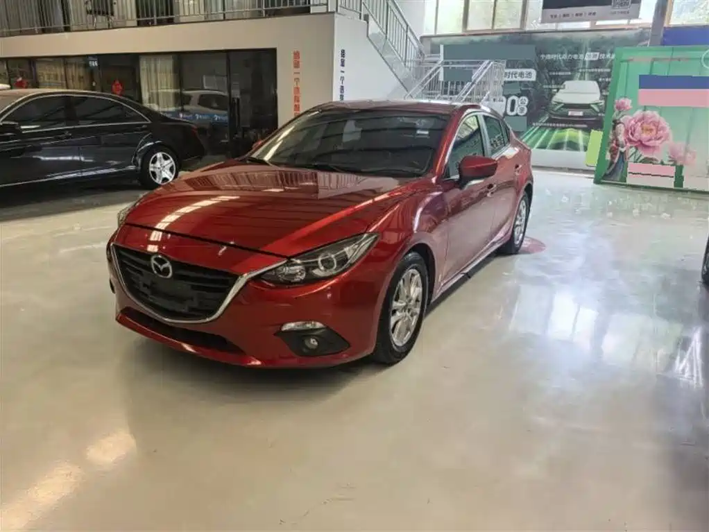 Mazda 3 Axela 2015