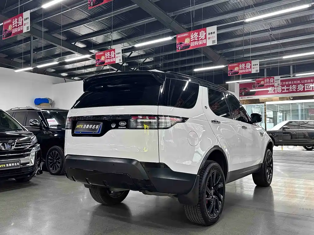 Land Rover Discovery 2018 — фото 7