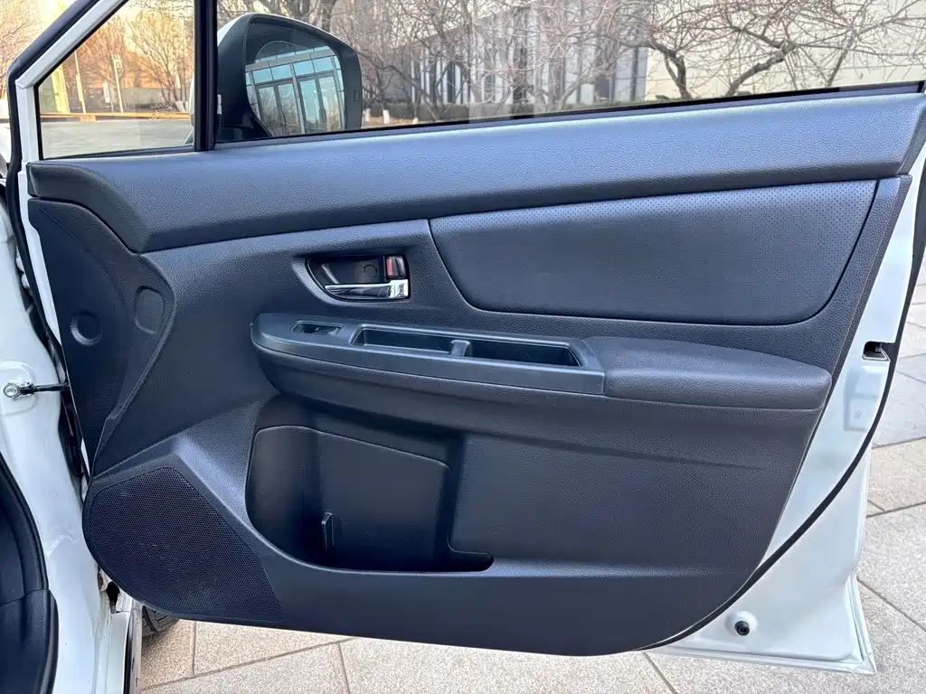 Subaru XV 2013 — фото 17