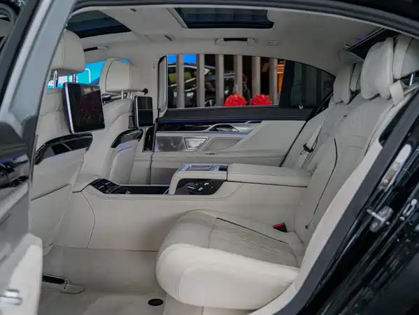 BMW 7 Series 2019