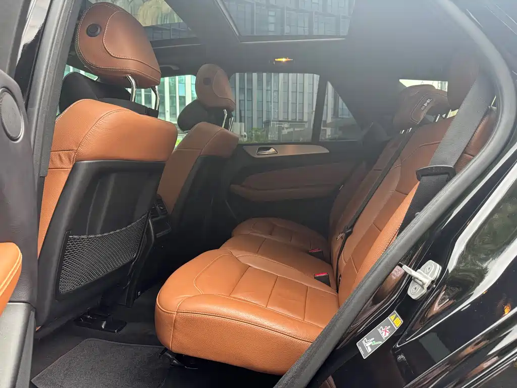 Mercedes-Benz GLE 2017 — фото 11