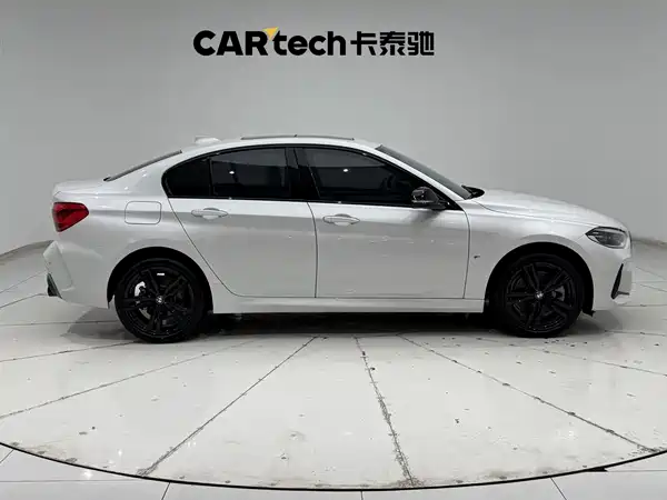 BMW 1 Series 2022