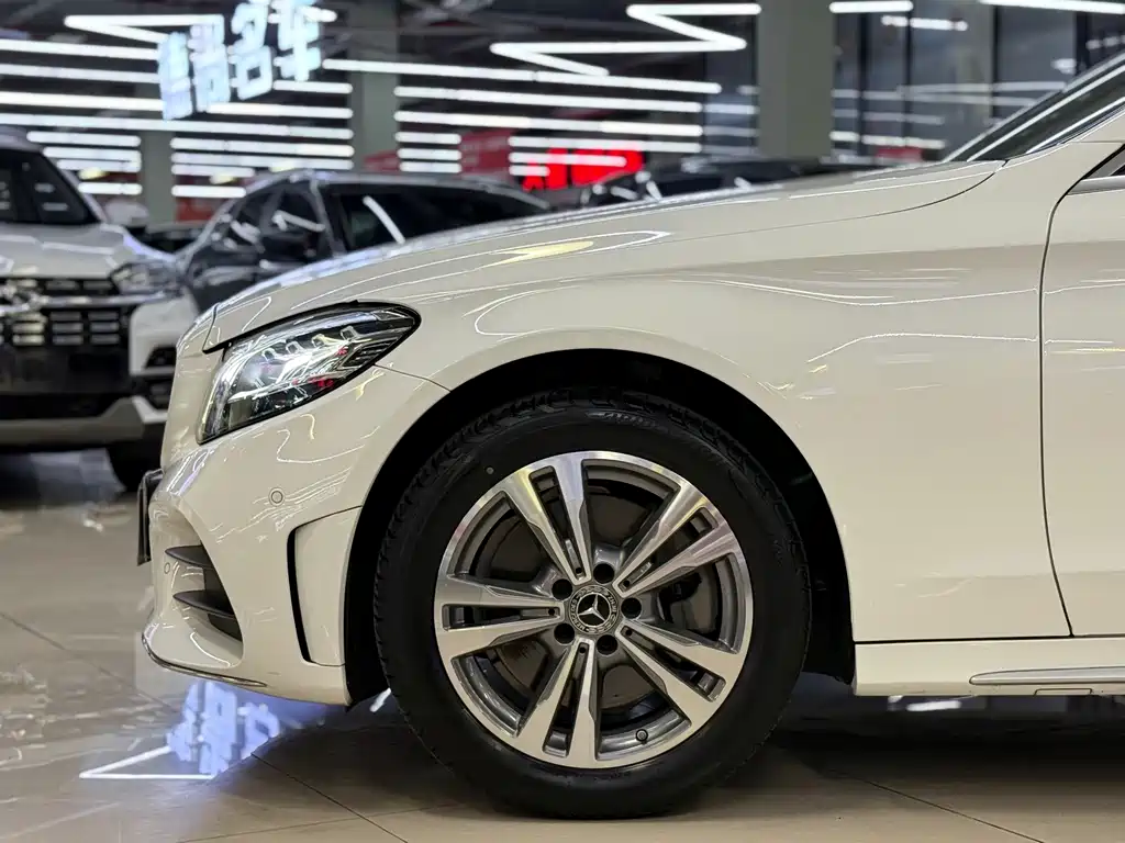 Mercedes-Benz C-Class 2020 — фото 6