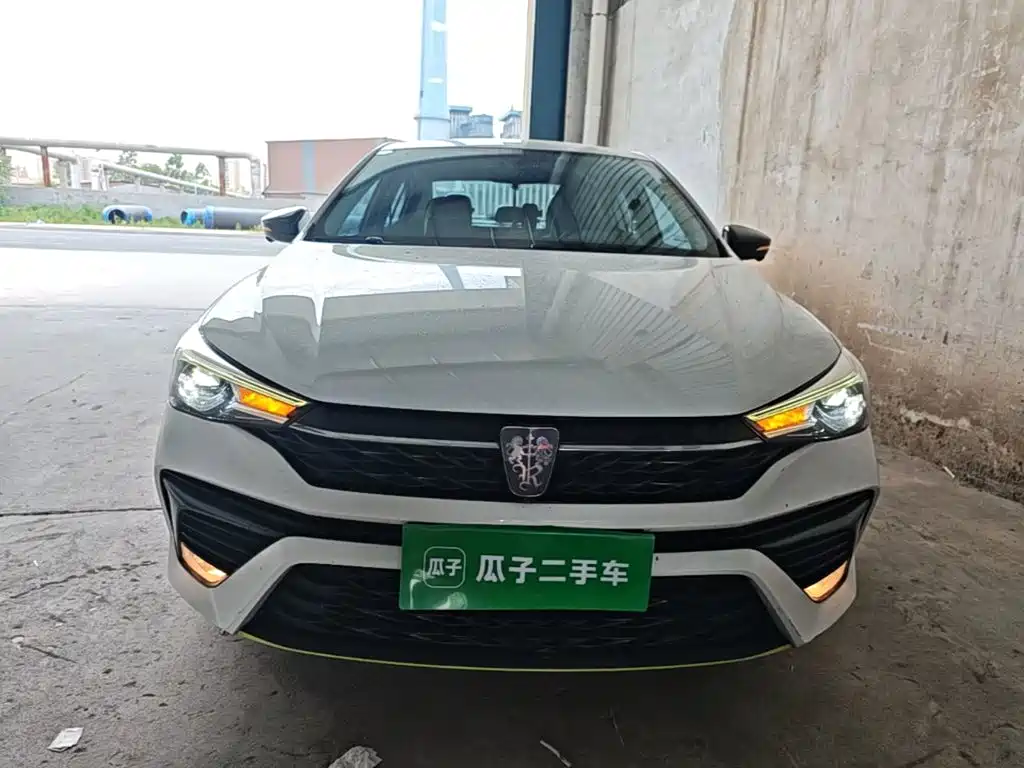 Roewe i5 2022 — фото 3