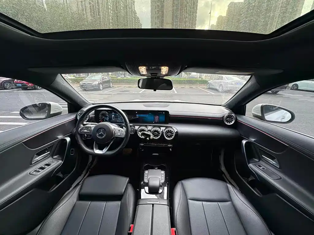 Mercedes-Benz A-Class 2022 — фото 8