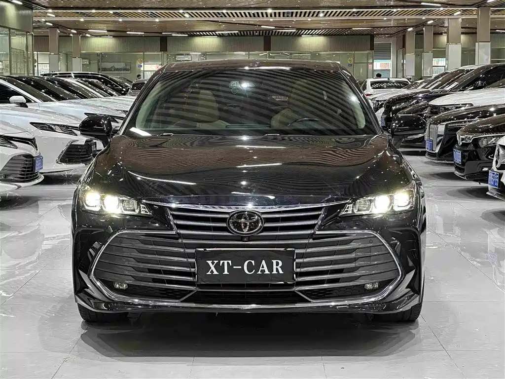 Toyota Avalon 2019 — фото 2