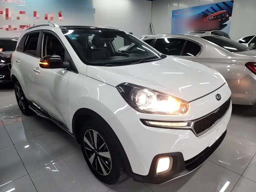 Kia KX3 2015 — фото 4
