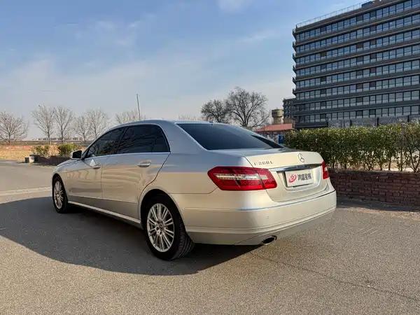 Mercedes-Benz E-Class 2013