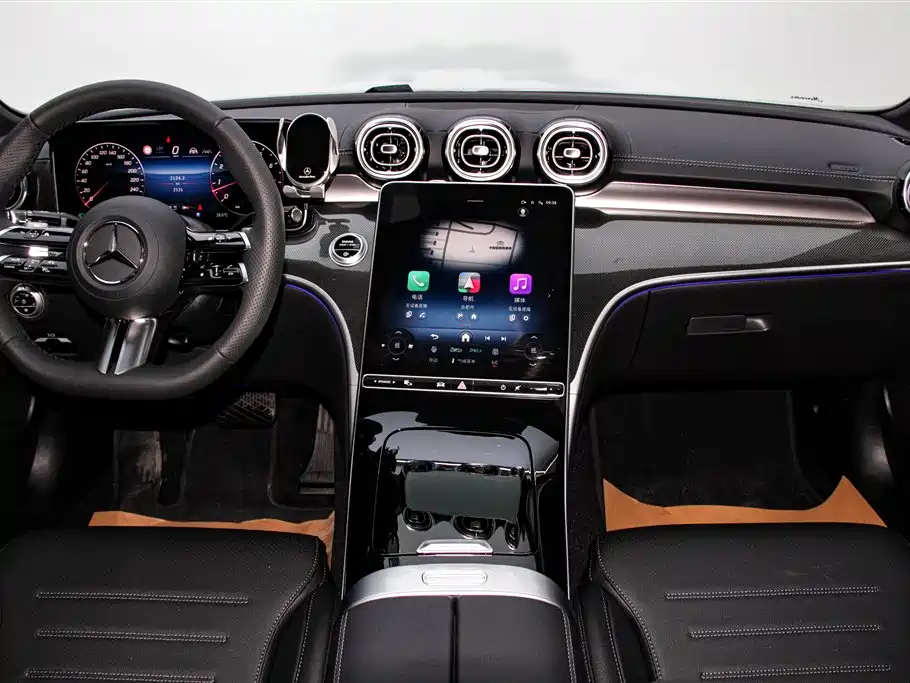 Mercedes-Benz C-Class 2026 — фото 15