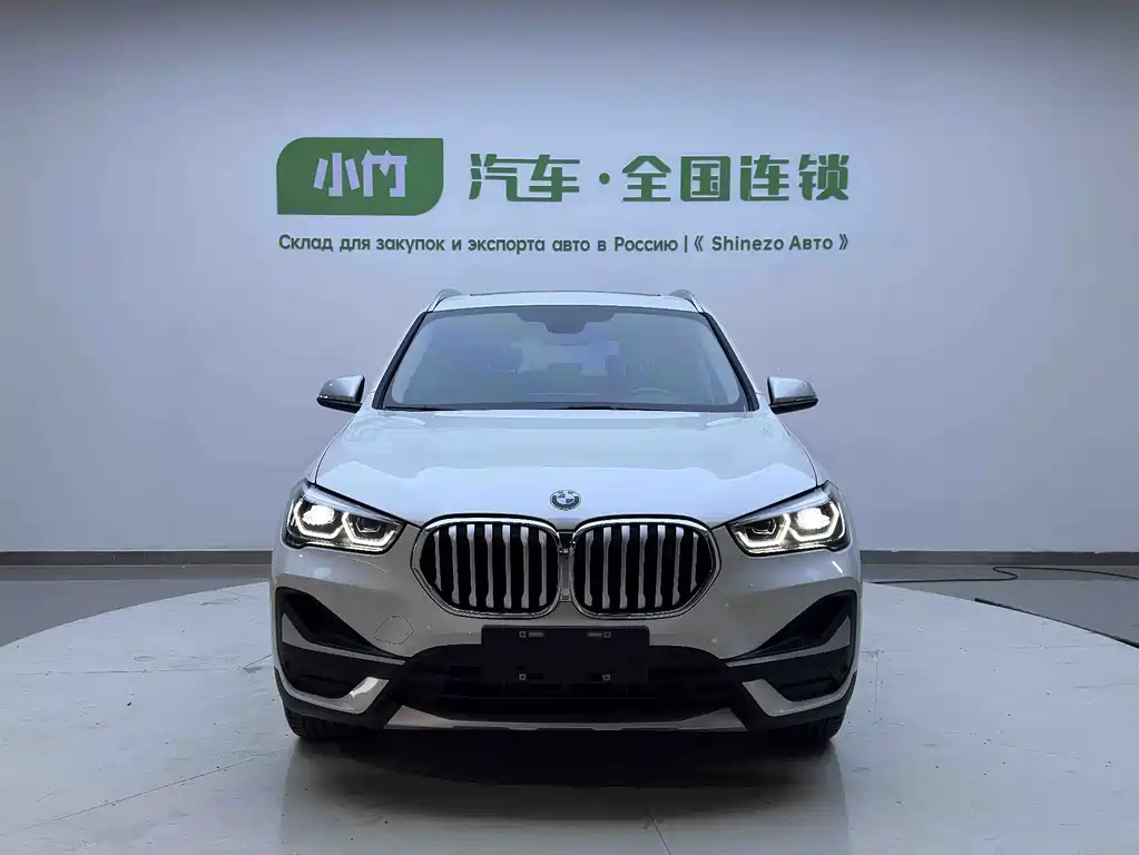 BMW X1 2022 — фото 2