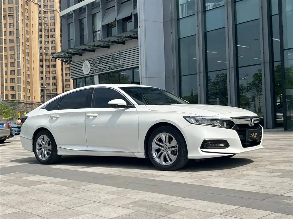 Honda Accord 2019 — фото 3