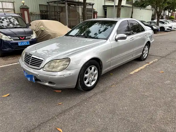 Mercedes-Benz S-Class 2004