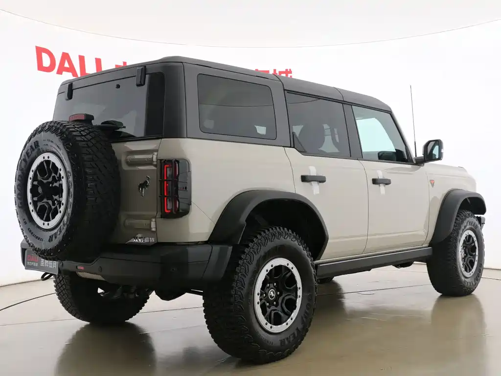 Ford Bronco 2025 — фото 12