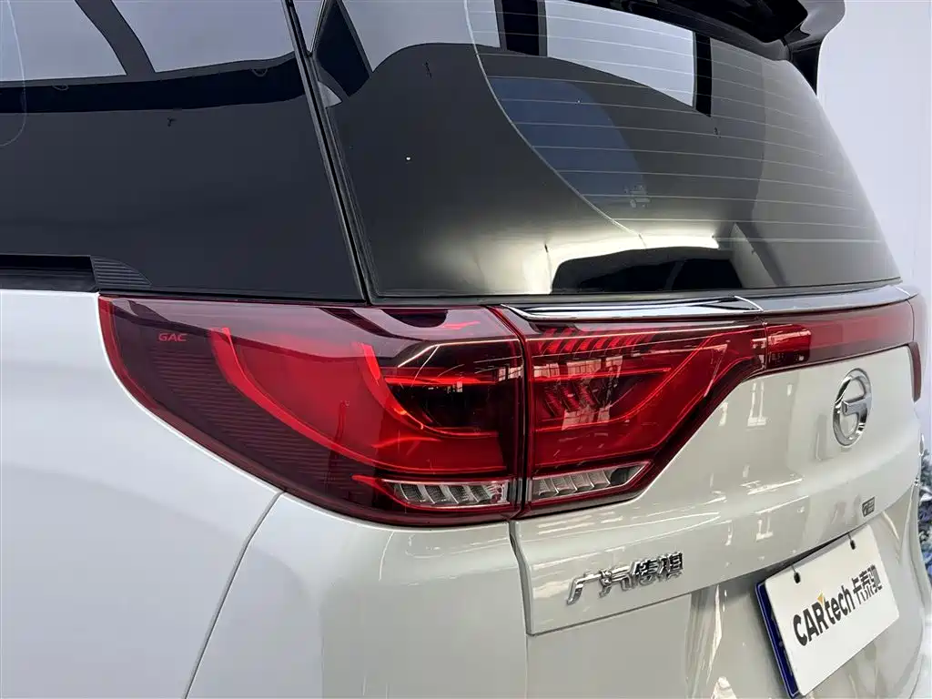GAC Trumpchi M8 2022 — фото 10