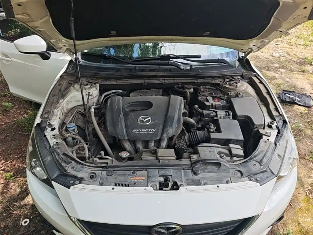 Mazda 3 Axela 2015 — фото 20