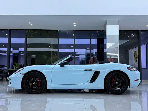 Porsche 718 2017