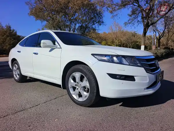 Honda Crosstour 2012