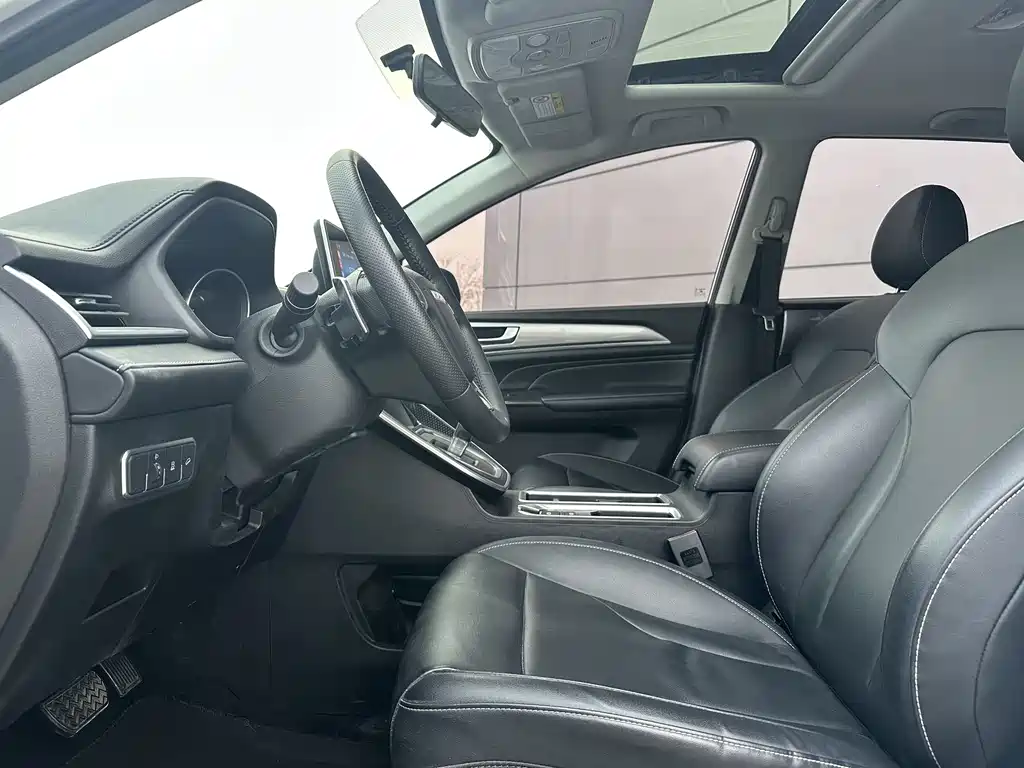 Haval M6 2022 — фото 10
