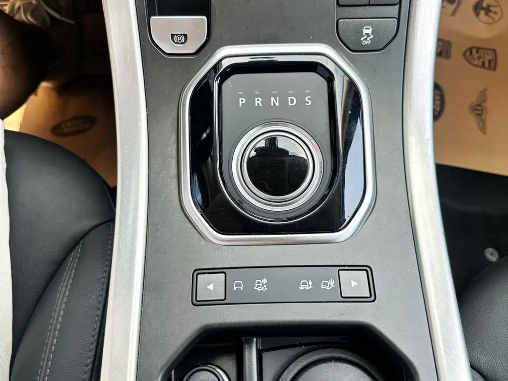 Land Rover Evoque 2016 — фото 13