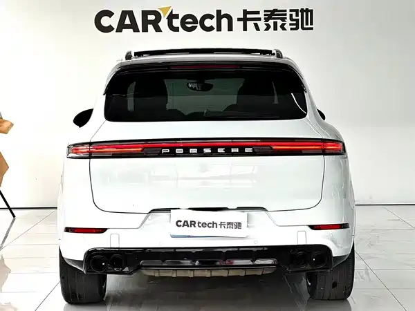 Porsche Cayenne 2011