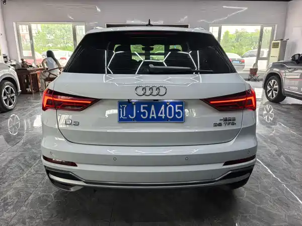 Audi Q3 2023
