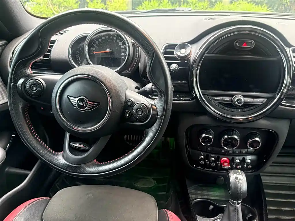 MINI Clubman 2019