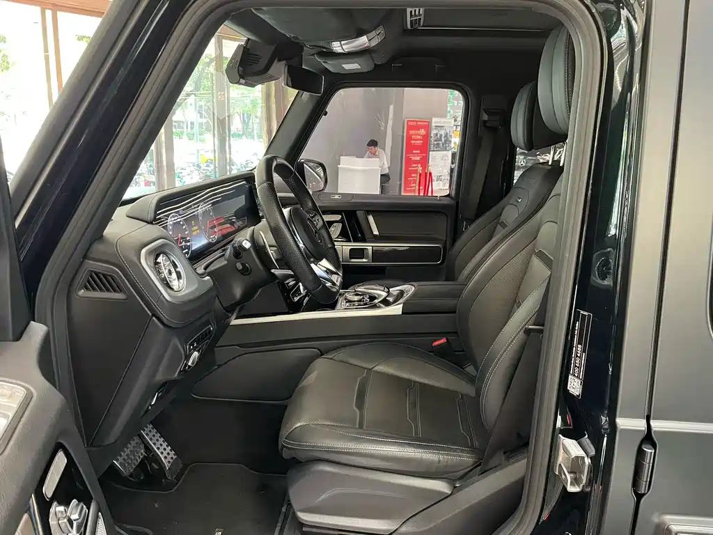 Mercedes-Benz G-Class AMG 2023 — фото 11
