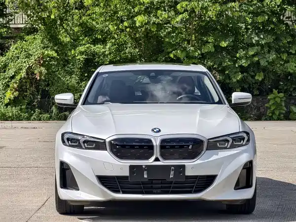 BMW i3 2023