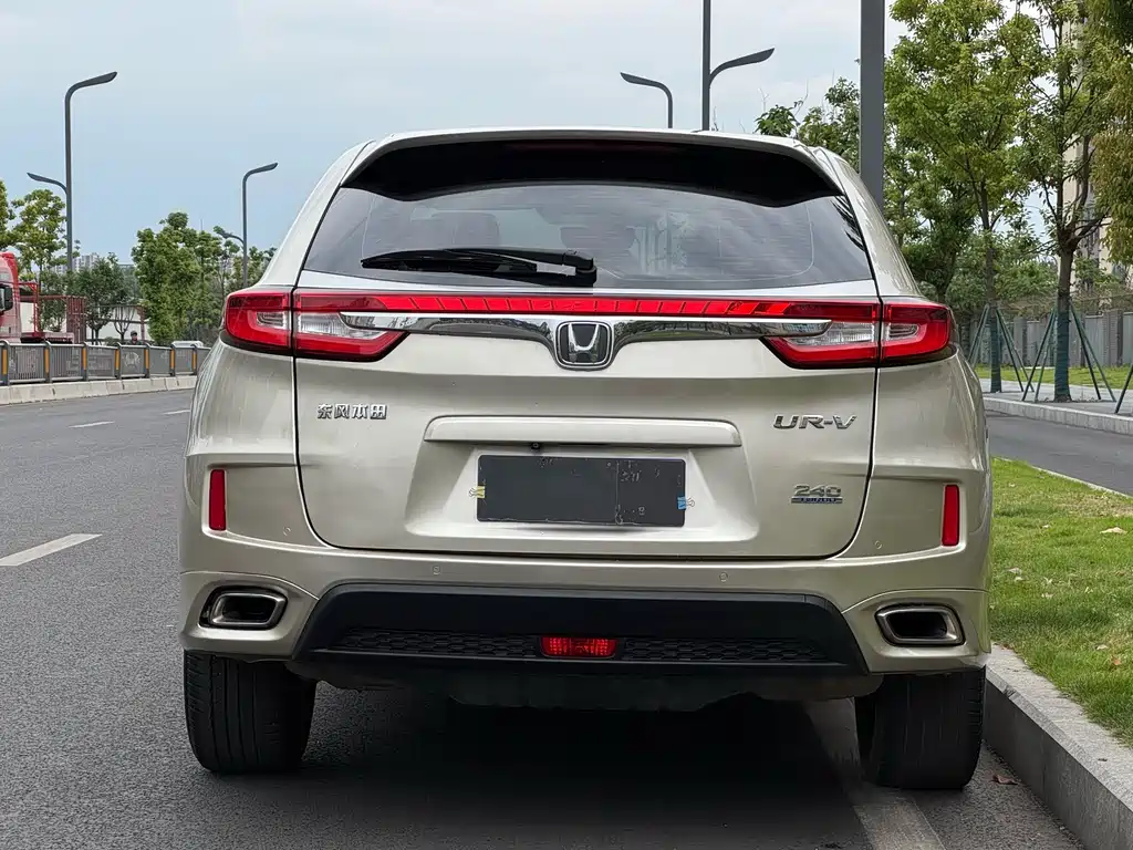 Honda UR-V 2017 — фото 16