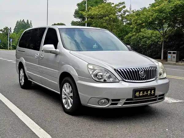 Buick GL8 2013