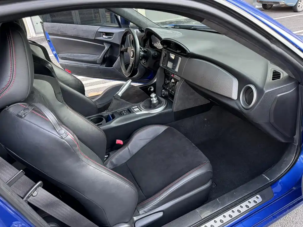 Subaru BRZ 2015 — фото 7