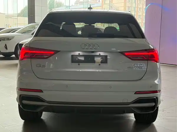 Audi Q3 2022