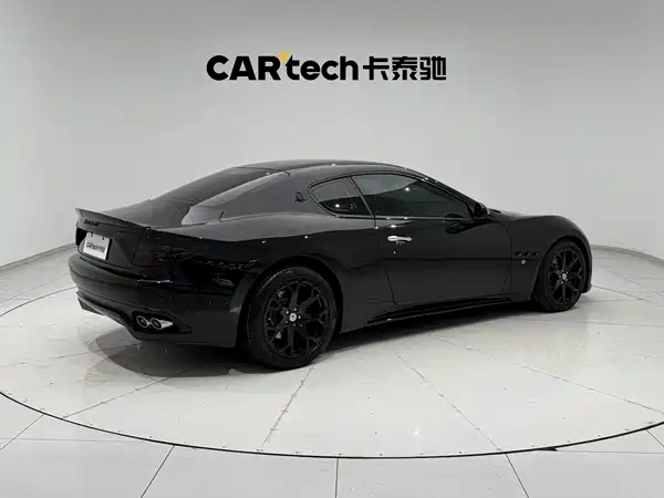 Maserati Granturismo 2014