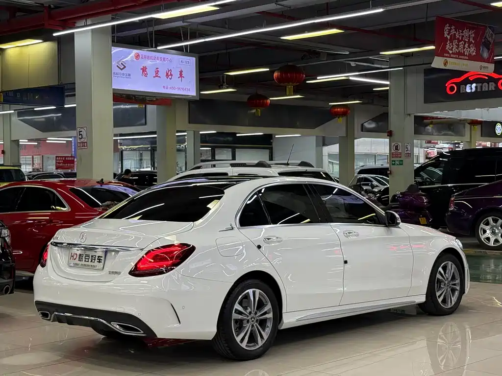 Mercedes-Benz C-Class 2021 — фото 2