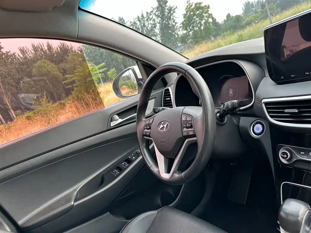 Hyundai Tucson 2020 — фото 19