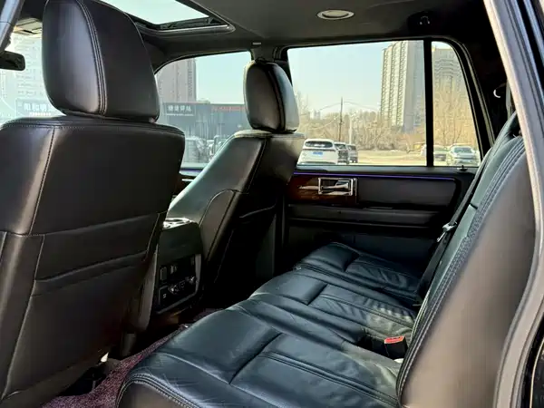 Lincoln Navigator 2017
