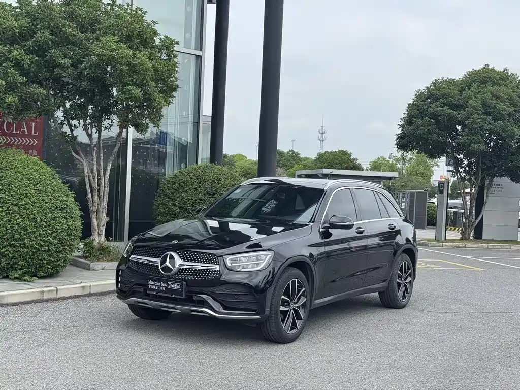 Mercedes-Benz GLC 2021 — фото 1