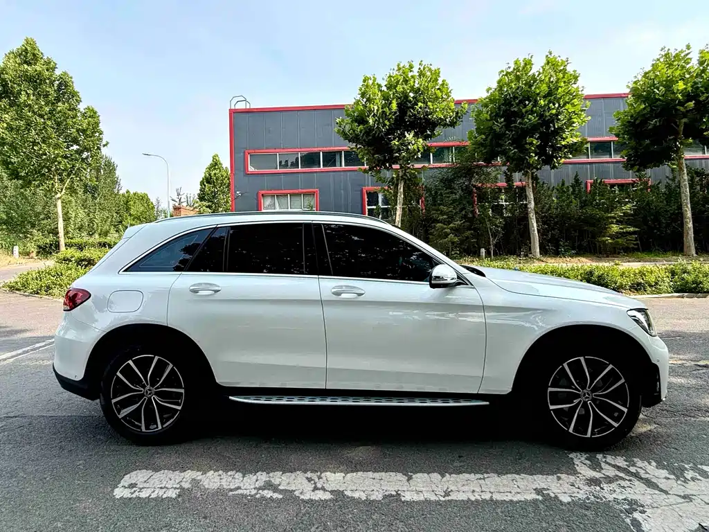 Mercedes-Benz GLC 2021