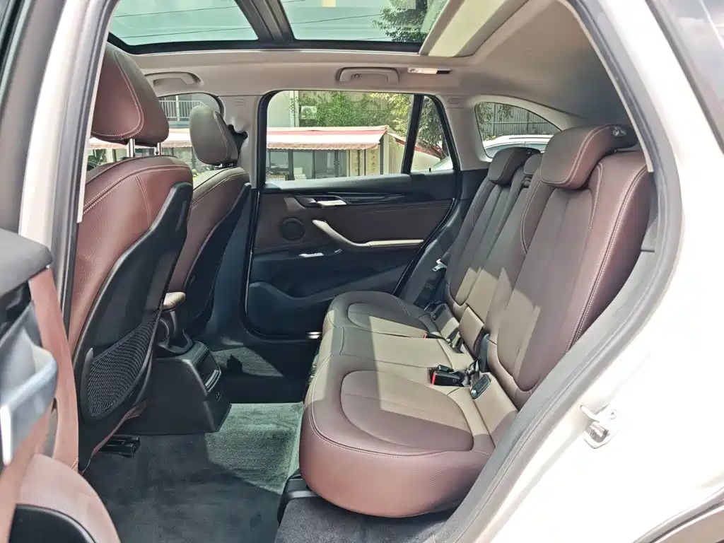BMW X1 2020 — фото 24