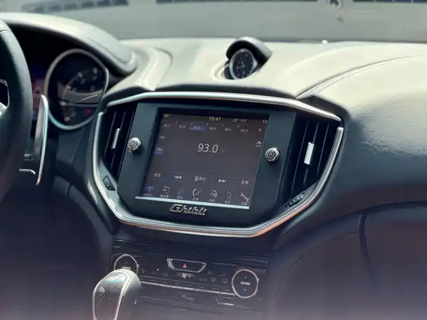 Maserati Ghibli 2016