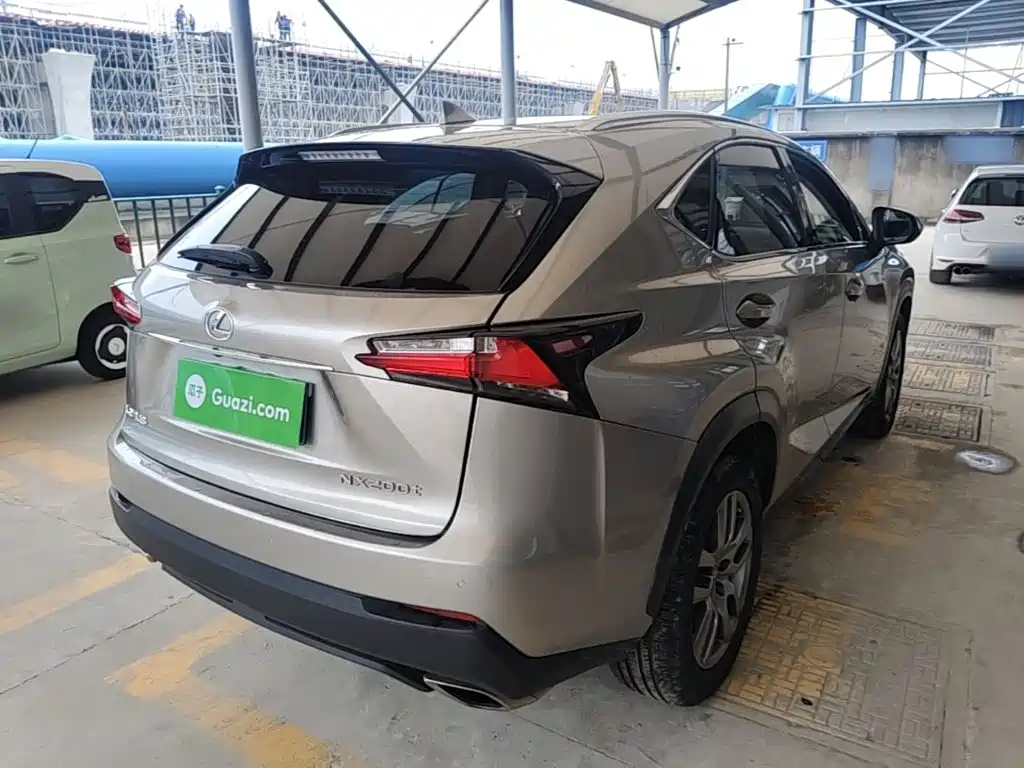 Lexus NX 2016