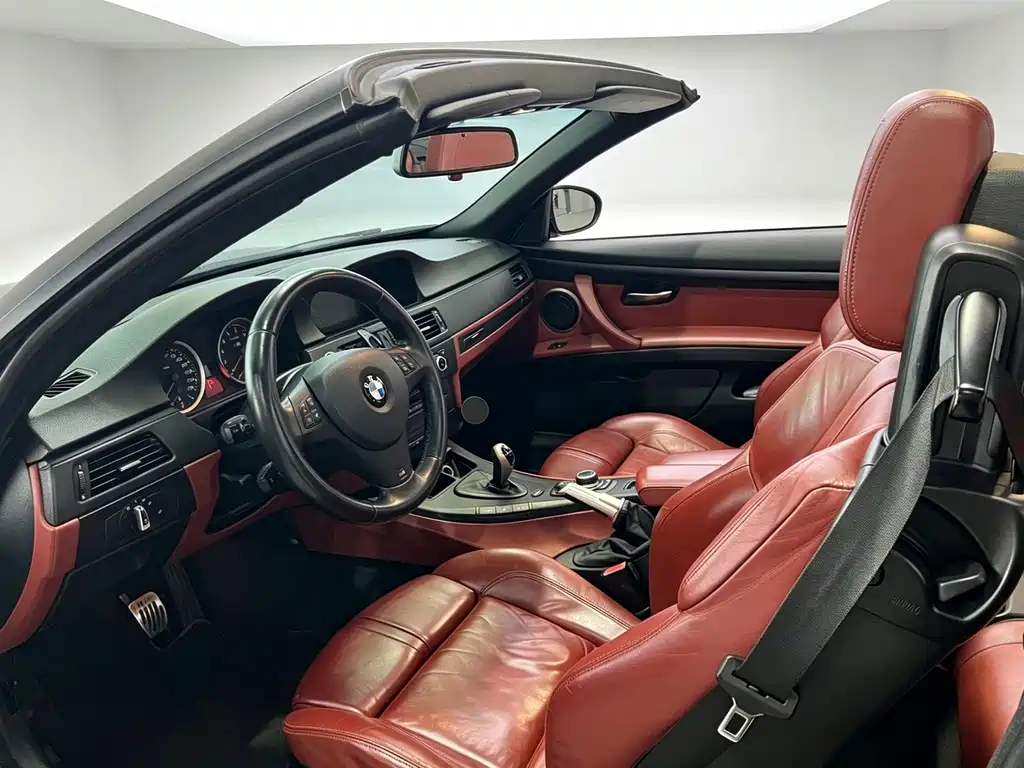 BMW M3 2011 — фото 4