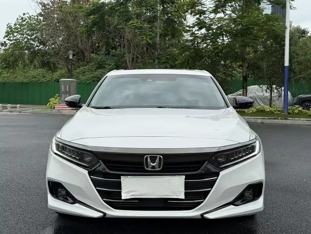 Honda Accord 2022 — фото 2
