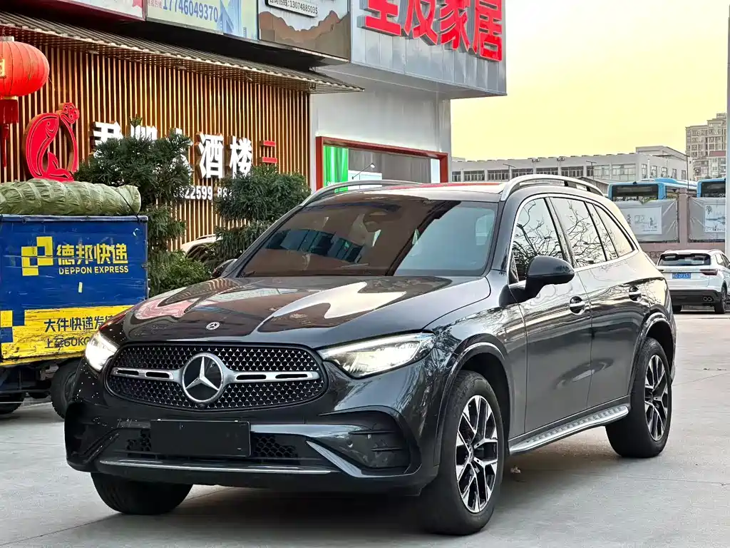 Mercedes-Benz GLC 2023 — фото 1