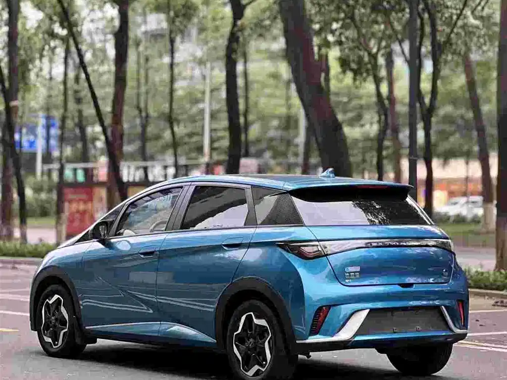 BYD Dolphin 2022 — фото 3
