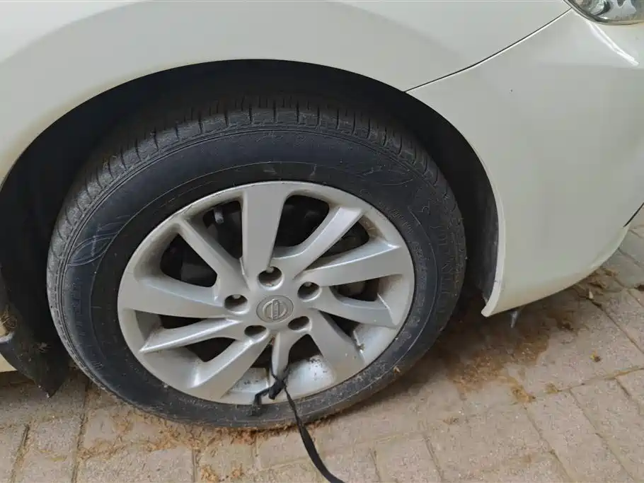 Nissan Tiida 2019