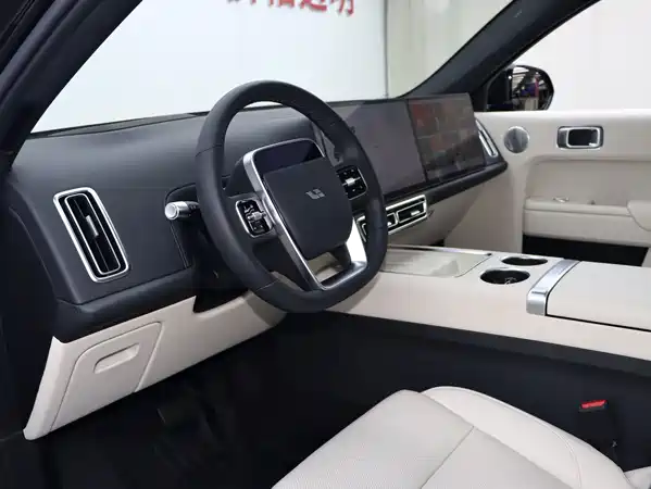 Li Auto L7 2024