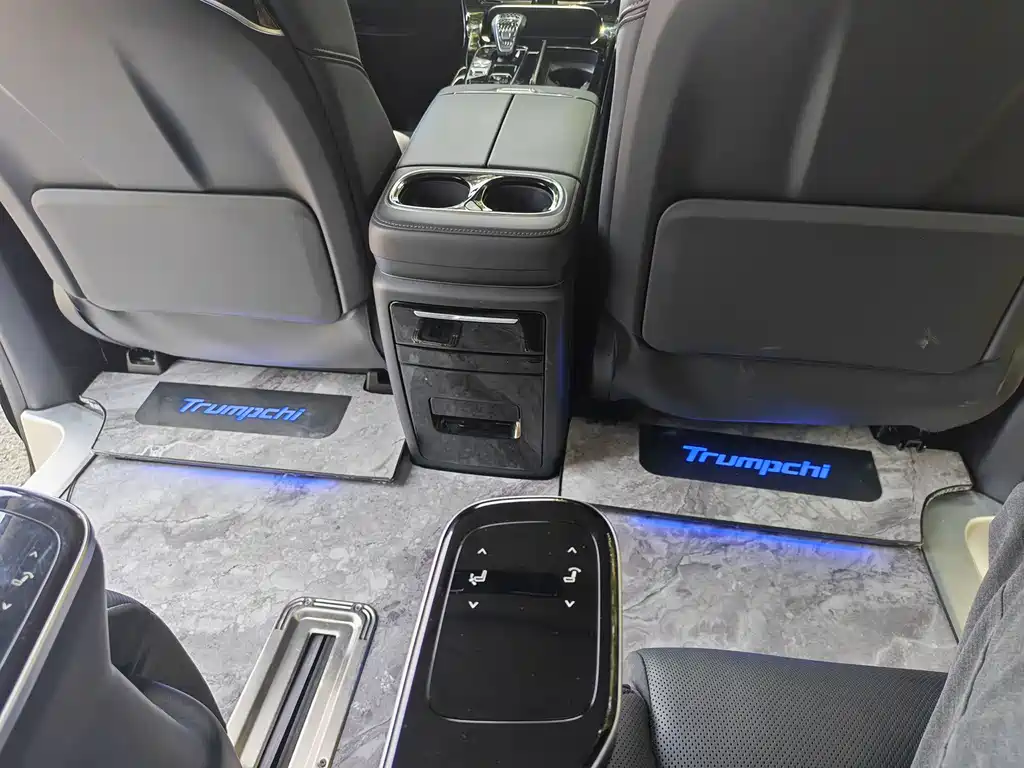 GAC Motor Trumpchi M8 2023 — фото 12